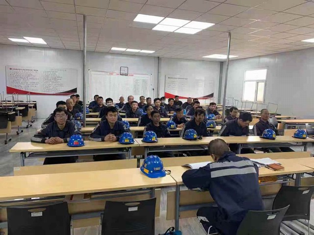 【五一項目建設(shè)專題五】陜煤建設(shè)洗選煤運(yùn)營公司紅柳林洗煤廠項目部：堅守“五一”立足安全 詮釋勞動之美